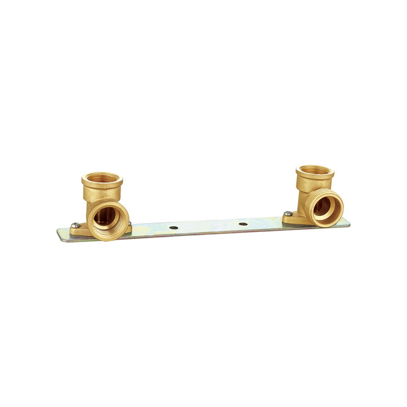 Nouveau raccord de tuyau en laiton design avec base AMT-1414